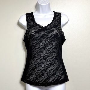 Vintage Victoria’s Secret Black Stretch Lace Camisole Tank Top Gold Label Size L